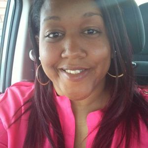 Meet your Posher, Roxanne